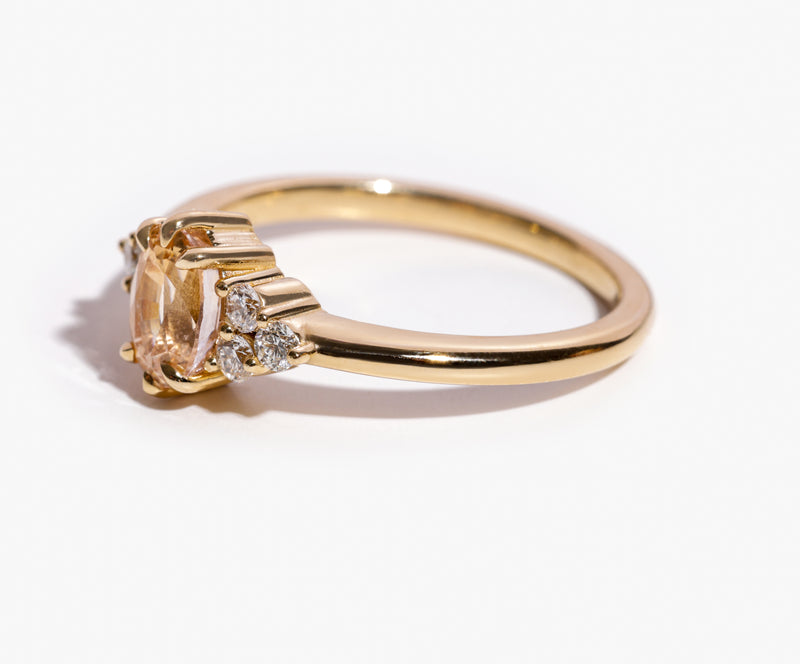 1.01 ct Unheated Oval Peach sapphire Ring